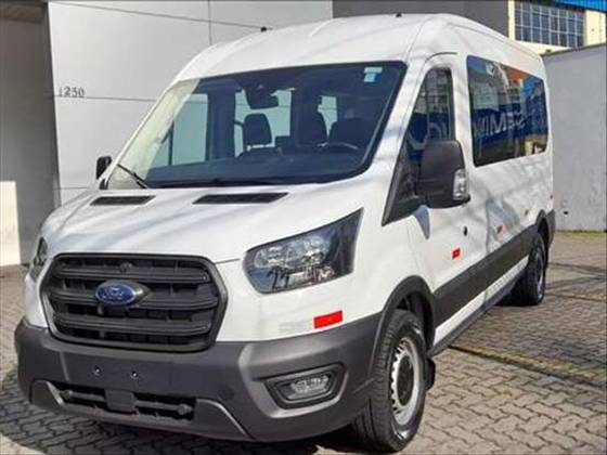 FORD TRANSIT 2.0 ECOBLUE DIESEL MINIBUS 14+1 410L AUTOMÁTICO